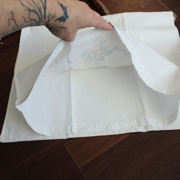 Vintage 1950s Pillowcase, Queen 32" Long, White Cotton With Pink Green And Blue - Picture 9 of 10